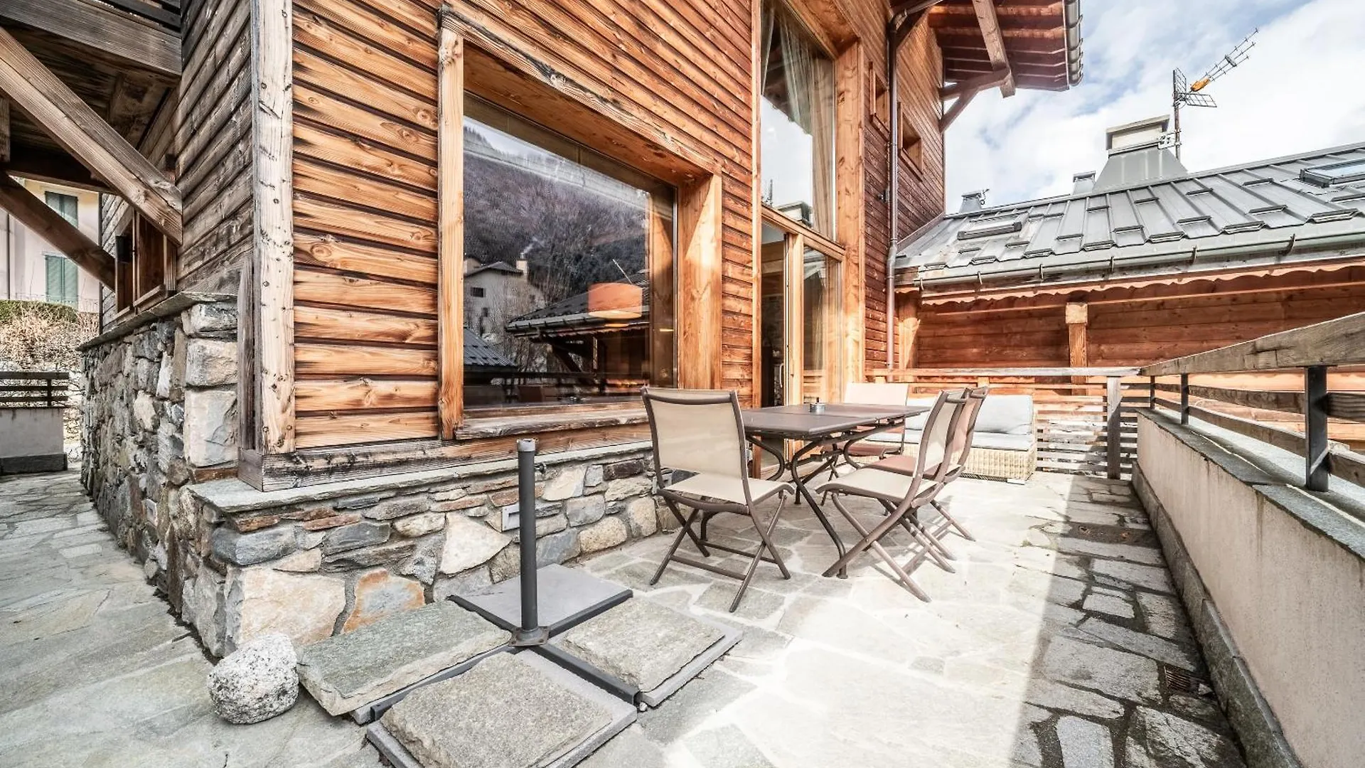 Chalet Inari Chamonix - By Emerald Stay 0*,
