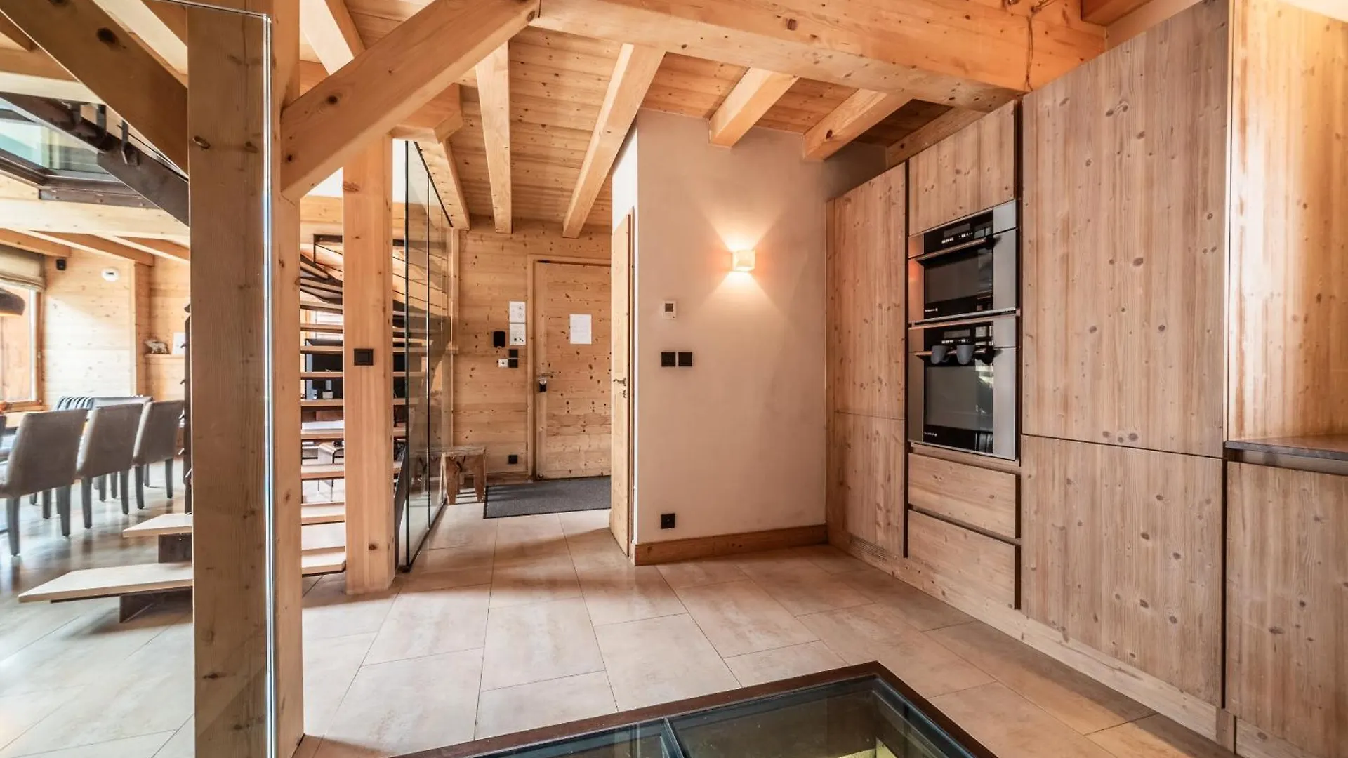 Chalet Inari Chamonix - By Emerald Stay 0*,  Francie